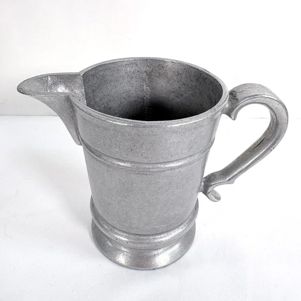Wilton Armetale Creamer Pitcher Silver Pewter Finish 16oz End‎ Spout